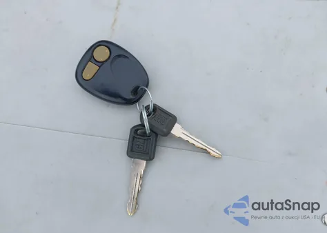 2000 Chevrolet C3500 z USA, uszkodzony, nr VIN 1GCHC33J1YF418429